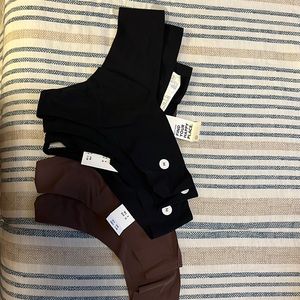 5 brand new with tags Gilly Hicks by Hollister no-show thongs